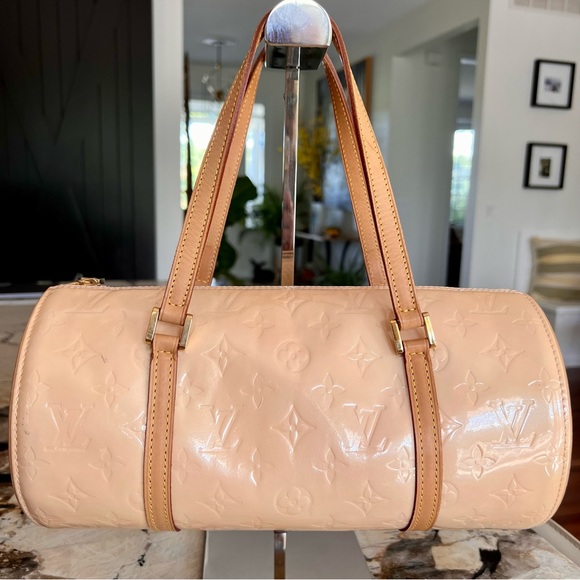 - Louis Vuitton Vernis Bedford Bag - Picture 8 of 15